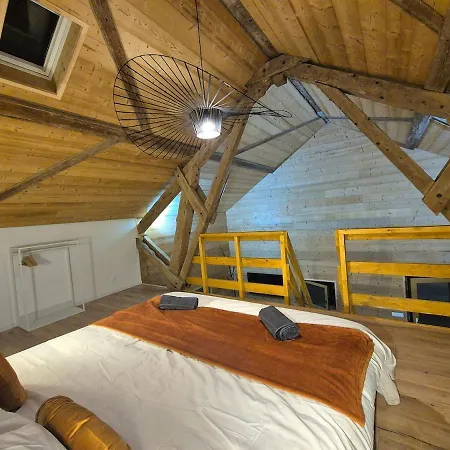 Du Chateau - Jaccuzzi Σαλέ