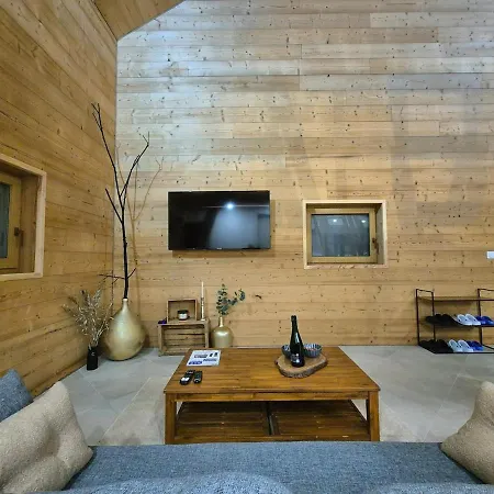 Du Chateau - Jaccuzzi Σαλέ Landser